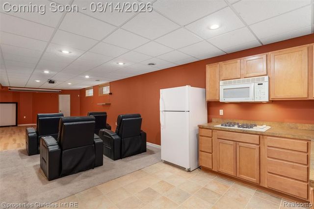 30485 Helmandale Drive, Franklin, MI 48025