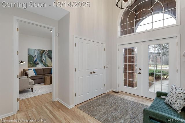 30485 Helmandale Drive, Franklin, MI 48025