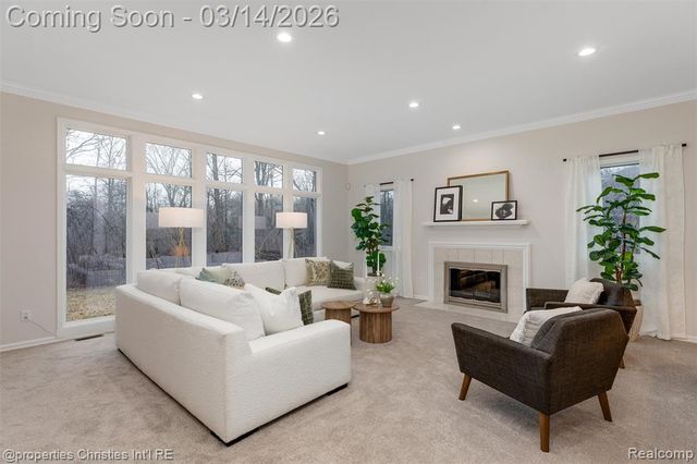 30485 Helmandale Drive, Franklin, MI 48025