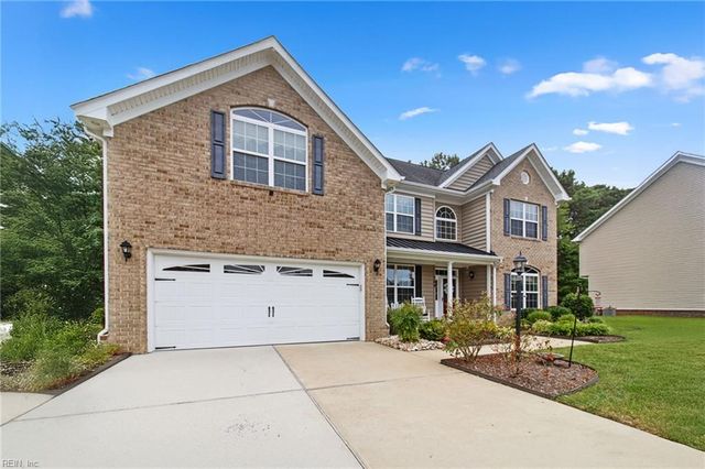 509 Hanbury RD W, Chesapeake, VA 23322