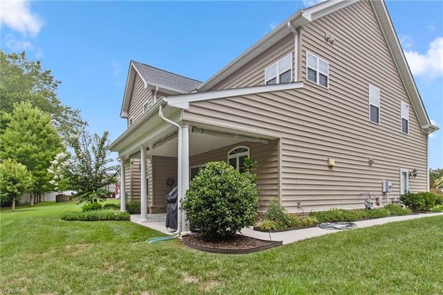 509 Hanbury RD W, Chesapeake, VA 23322