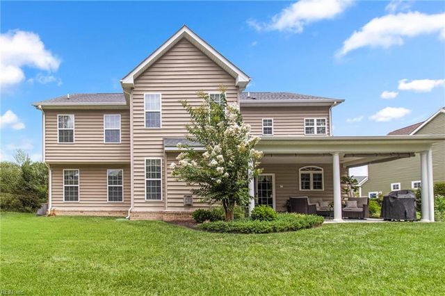 509 Hanbury RD W, Chesapeake, VA 23322