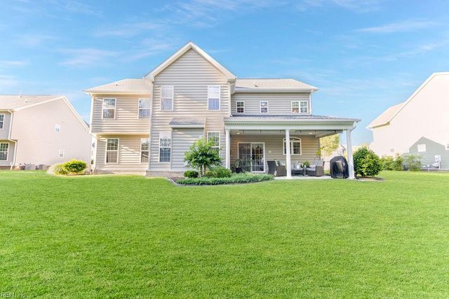 509 Hanbury RD W, Chesapeake, VA 23322