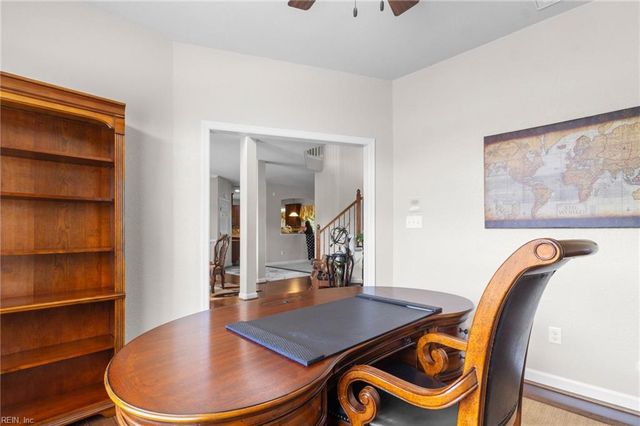 509 Hanbury RD W, Chesapeake, VA 23322