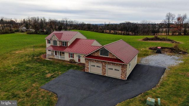 130 TROXEL RD, Shoemakersville, PA 19555