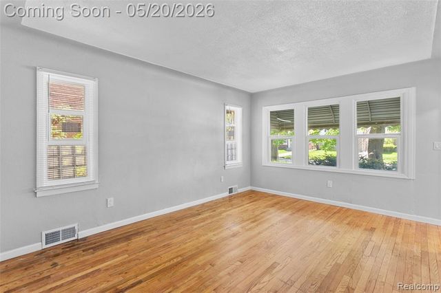 11327 Whitehill Street, Detroit, MI 48224
