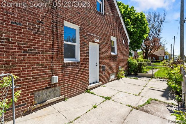 11327 Whitehill Street, Detroit, MI 48224