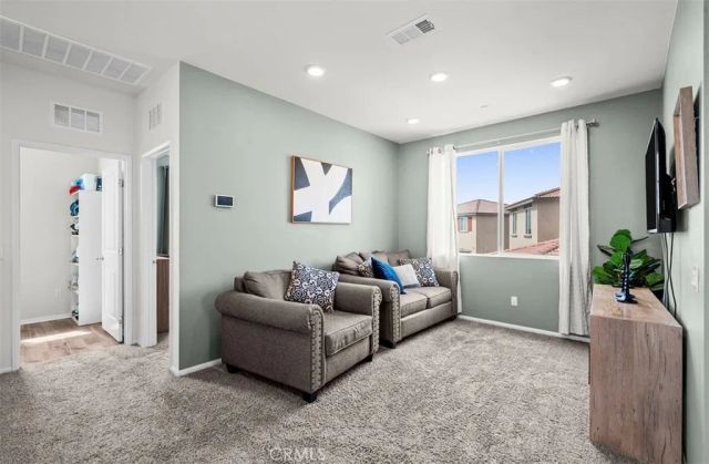 9689 Scioscia Street, Riverside, CA 92503