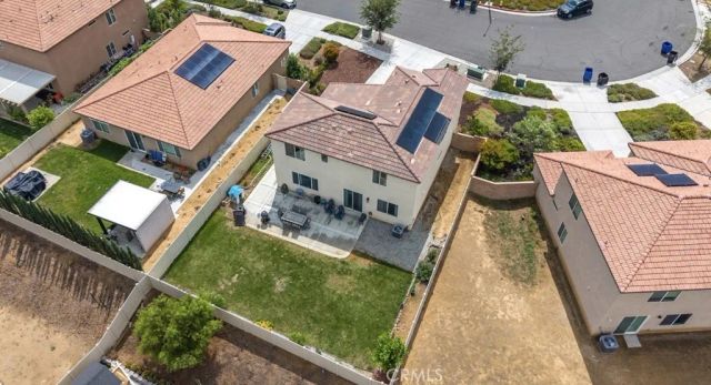 9689 Scioscia Street, Riverside, CA 92503