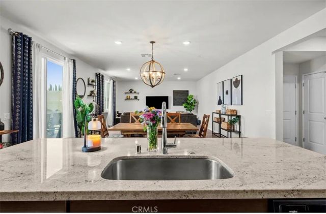 9689 Scioscia Street, Riverside, CA 92503
