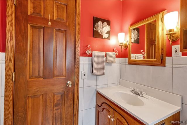 204 Lyndale Avenue, Tonawanda, NY 14223