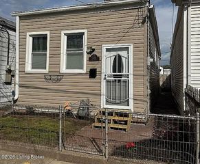 1439 S 8th St, Louisville, KY 40208