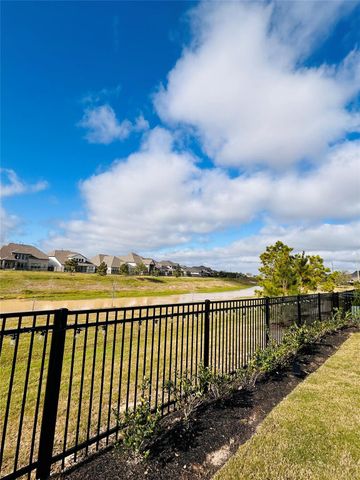 24711 N Hibiscus Garden Way N, Katy, TX 77493