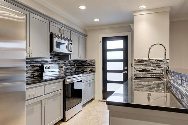 6457 Brandywine Lane, Oklahoma City, OK 73116