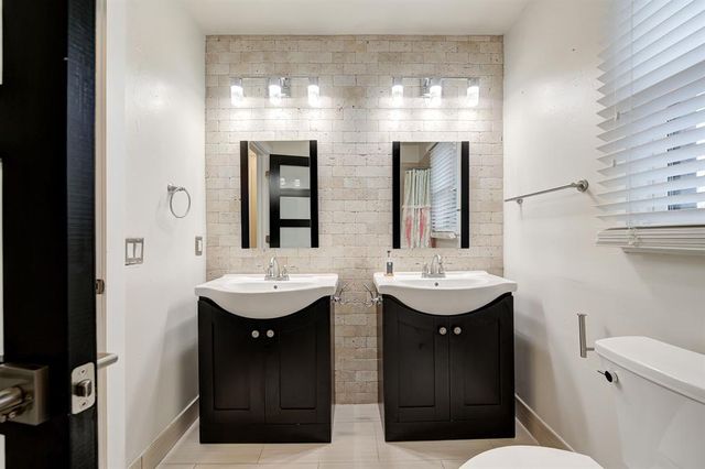 6457 Brandywine Lane, Oklahoma City, OK 73116