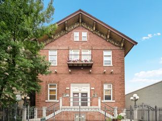 2350 N Kedzie Avenue H, Chicago, IL 60647
