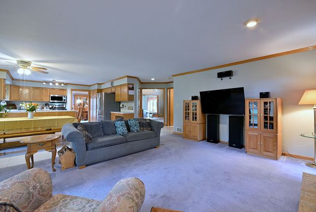 213 John Drive, Bartlett, IL 60103