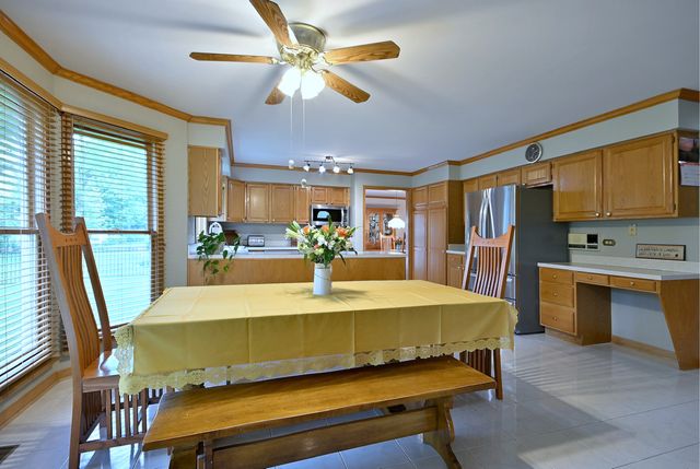 213 John Drive, Bartlett, IL 60103