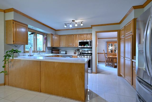 213 John Drive, Bartlett, IL 60103