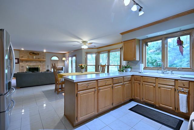 213 John Drive, Bartlett, IL 60103