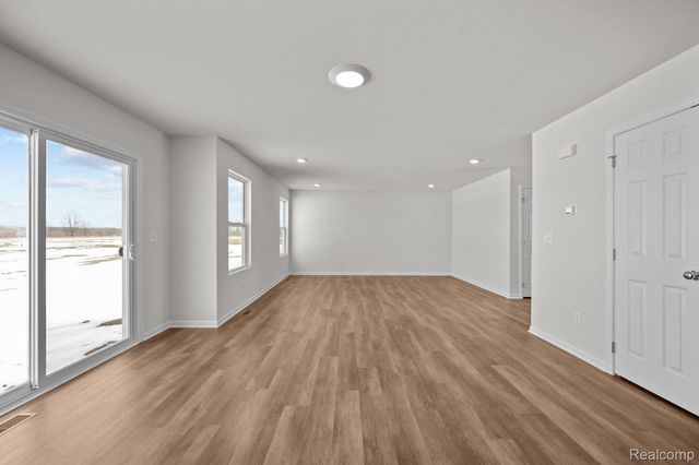 48495 Shagbark Lane, Van Buren Charter Township, MI 48111