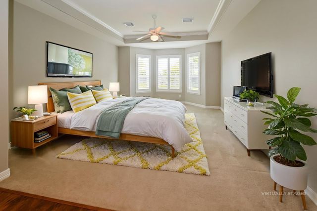17714 Meadow Crossing Lane, Houston, TX 77095