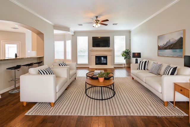 17714 Meadow Crossing Lane, Houston, TX 77095