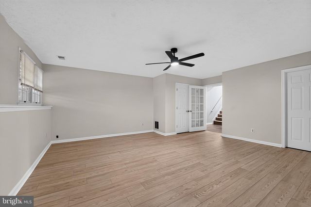305 SAINT MICHAELS CIR, Odenton, MD 21113