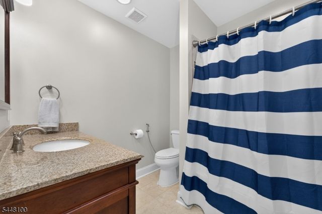 55 Coppermine Vlg, Flemington Boro, NJ 08822