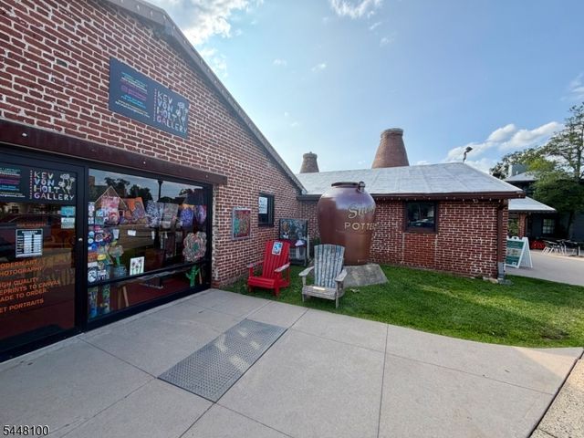 55 Coppermine Vlg, Flemington Boro, NJ 08822