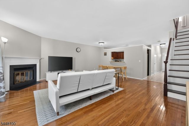 55 Coppermine Vlg, Flemington Boro, NJ 08822