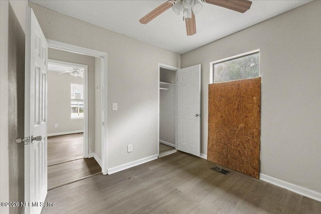 1141 LAKE SHORE Boulevard, Jacksonville, FL 32205