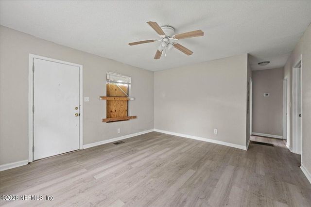 1141 LAKE SHORE Boulevard, Jacksonville, FL 32205