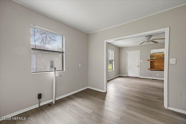 1141 LAKE SHORE Boulevard, Jacksonville, FL 32205