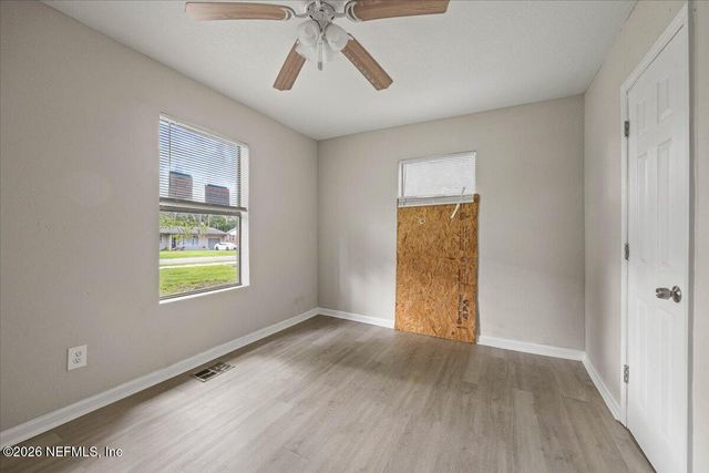 1141 LAKE SHORE Boulevard, Jacksonville, FL 32205