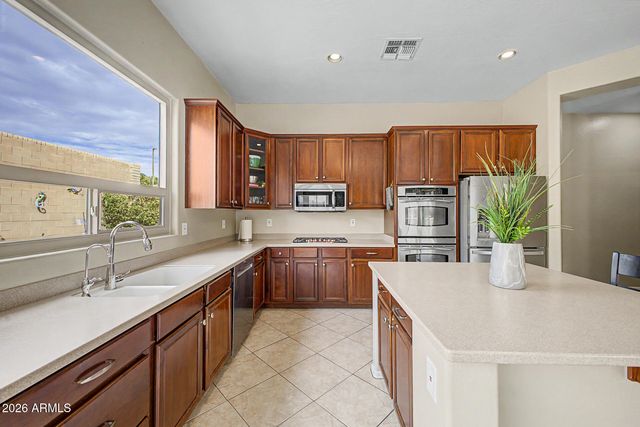 26408 N 42ND Drive, Phoenix, AZ 85083