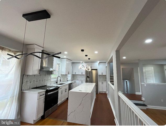 2813 GWYNNVIEW RD, Baltimore, MD 21207