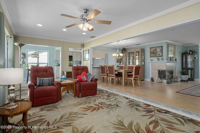 7167 Crown Oaks Drive, Spring Hill, FL 34606