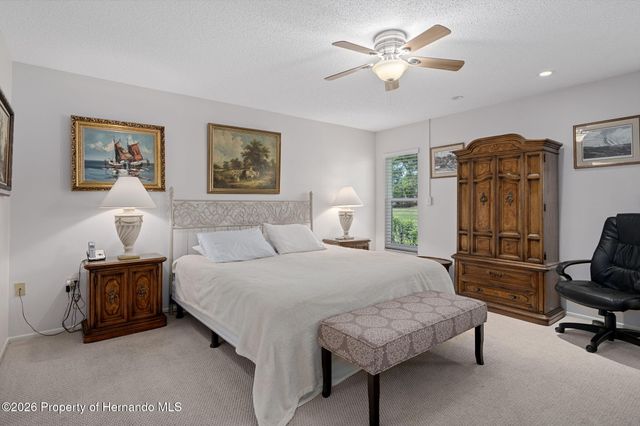 7167 Crown Oaks Drive, Spring Hill, FL 34606