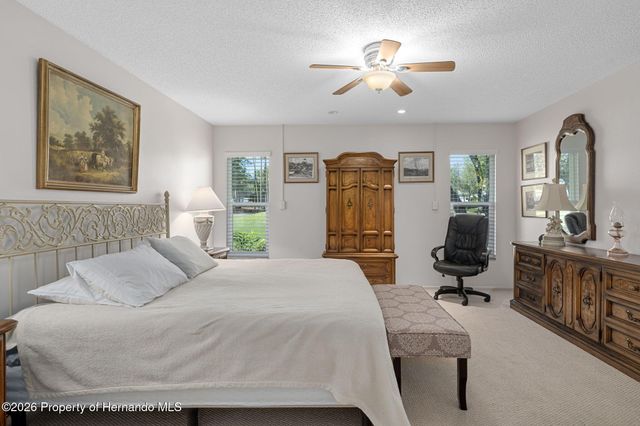 7167 Crown Oaks Drive, Spring Hill, FL 34606