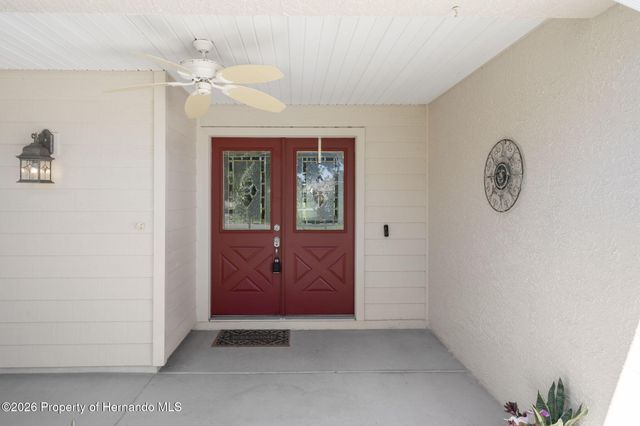 7167 Crown Oaks Drive, Spring Hill, FL 34606