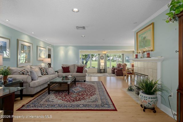 7167 Crown Oaks Drive, Spring Hill, FL 34606