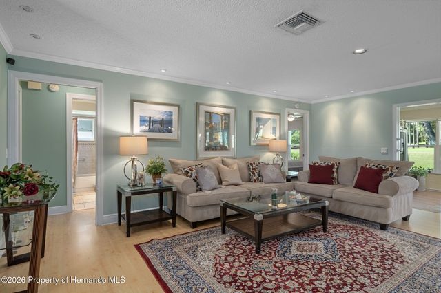 7167 Crown Oaks Drive, Spring Hill, FL 34606