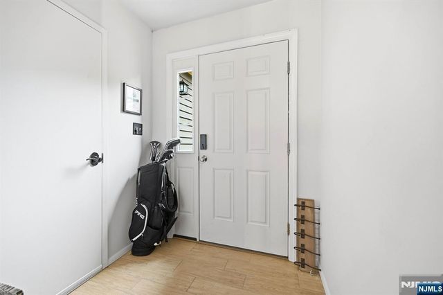 9 New Bedford Road G, West Milford, NJ 07480