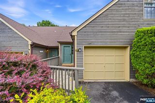 9 New Bedford Road G, West Milford, NJ 07480