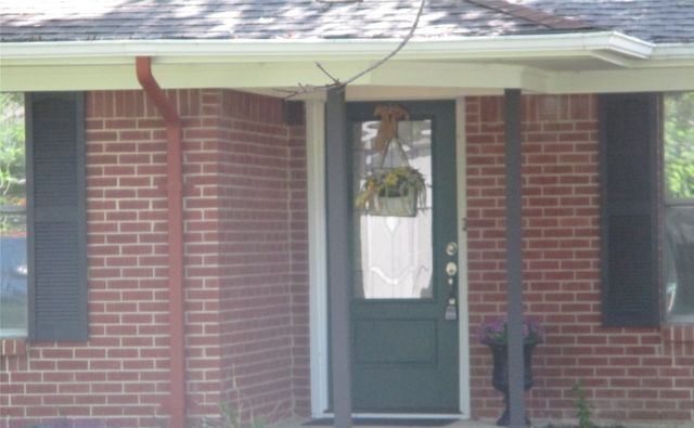 105 S Adams Street, Kemp, TX 75143