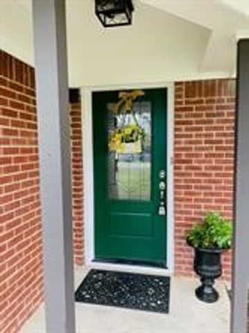 105 S Adams Street, Kemp, TX 75143