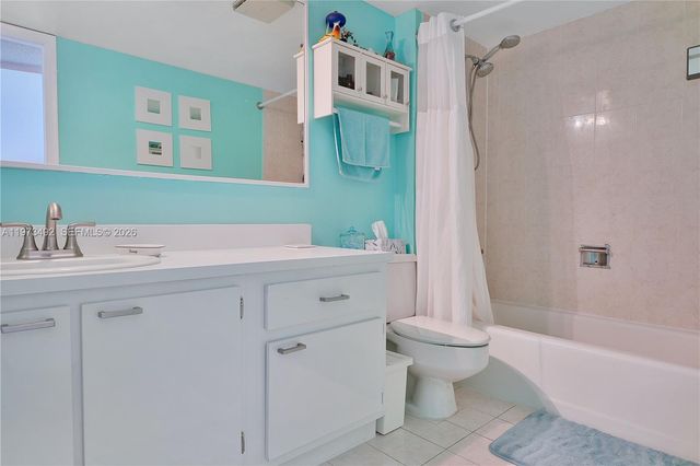 780 NE 69th St 2404, Miami, FL 33138