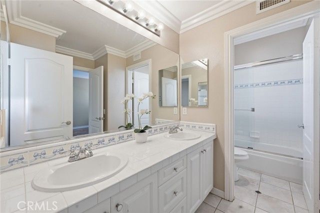 979 N Antonio, Orange, CA 92869