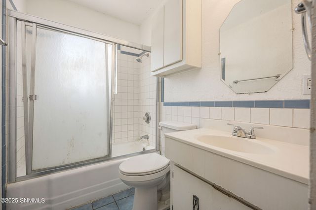 2220 Coleen Court, Las Cruces, NM 88001